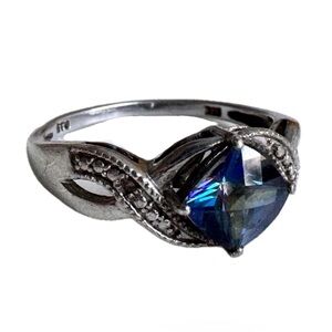 .925 Vintage Antique Sterling Mystic Topaz and Silver Women's Ring